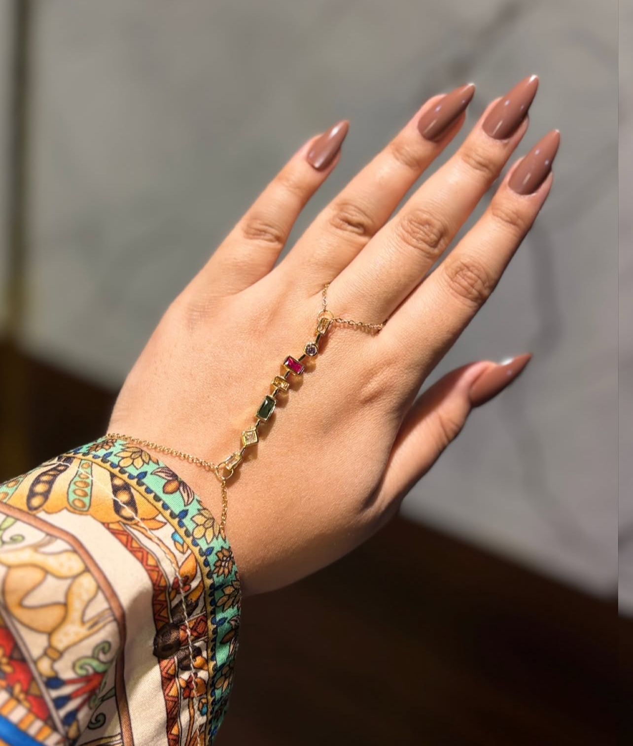 Hand chain