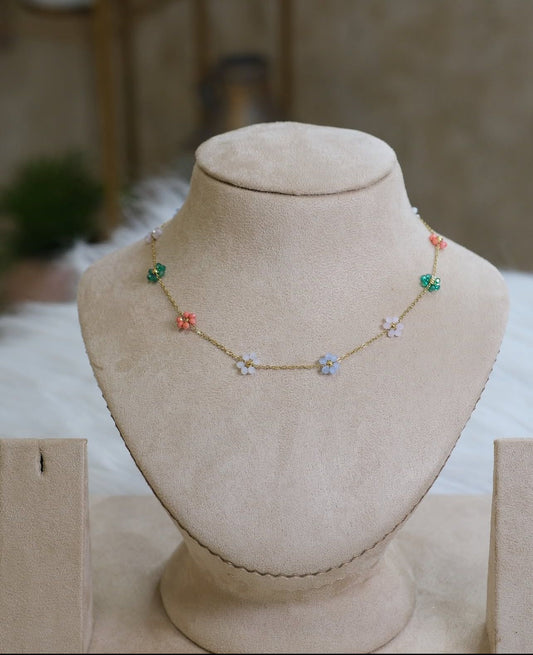 flower neckchain